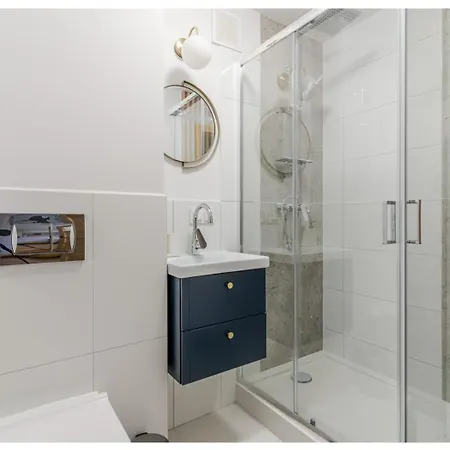 Retro - 12 Min To Old Town Gdansk,pkp & Shopping Mall Apartment